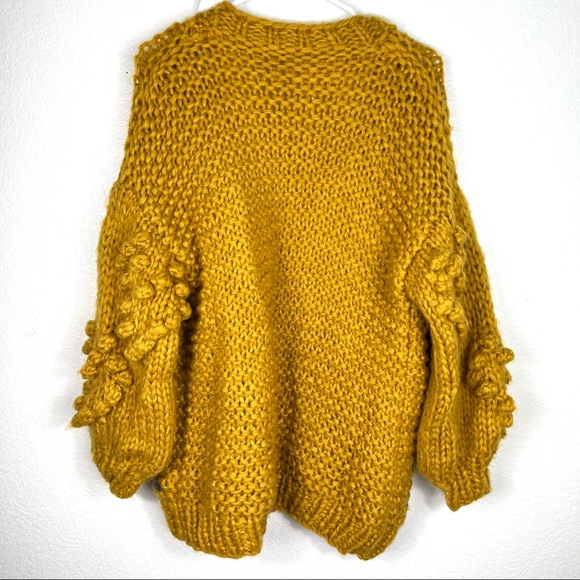 (Sold)Wishlist chunky knit pompom sleeves mustard yellow cardigan size M/L - Picture 6 of 10